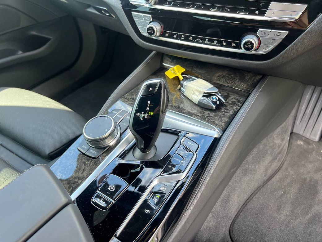 2021 BMW 5 Series