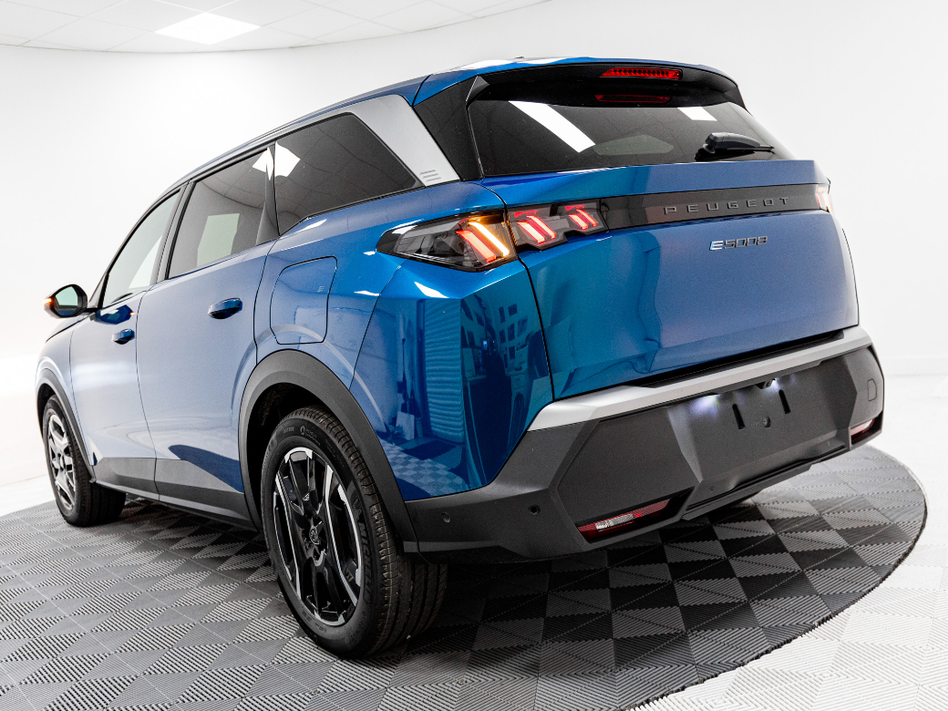 2026 Peugeot 5008