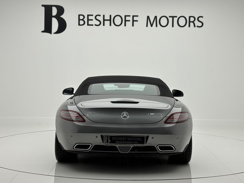 2011 Mercedes-Benz SLS