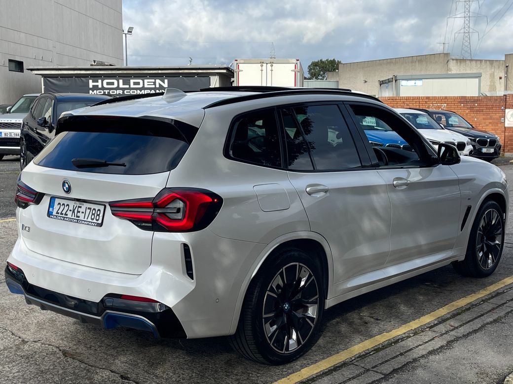 2022 BMW iX3