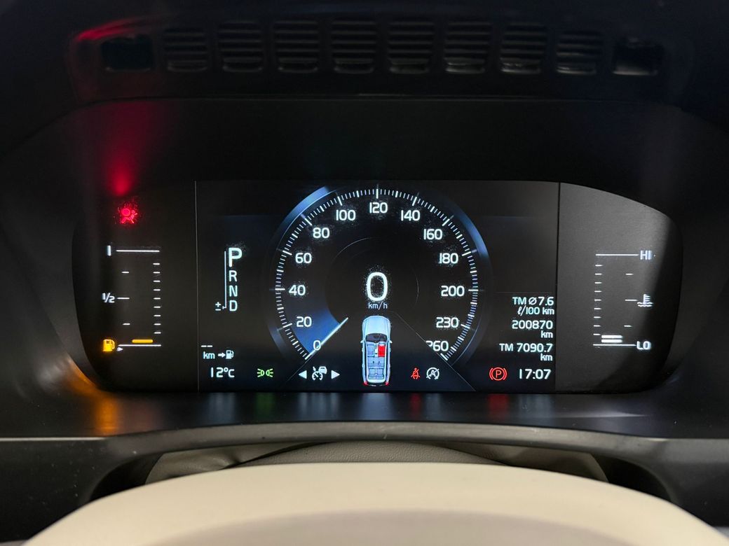 2017 Volvo XC90