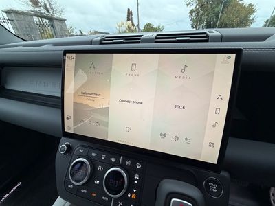 2026 Land Rover Defender