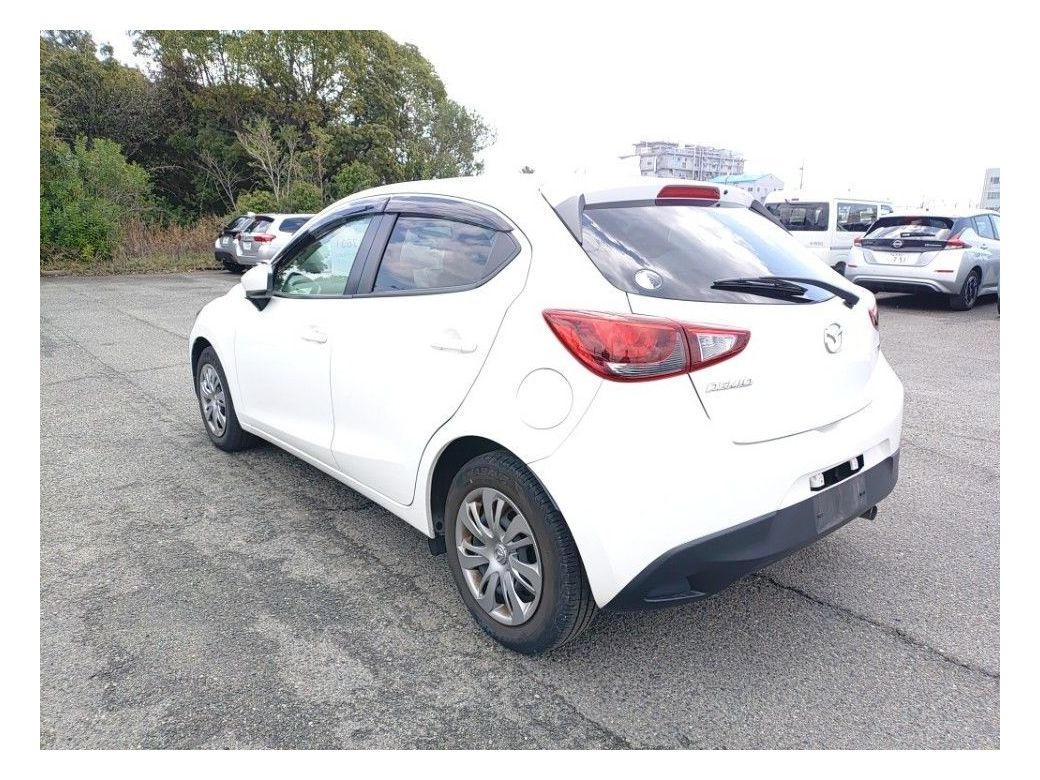 2018 Mazda Demio