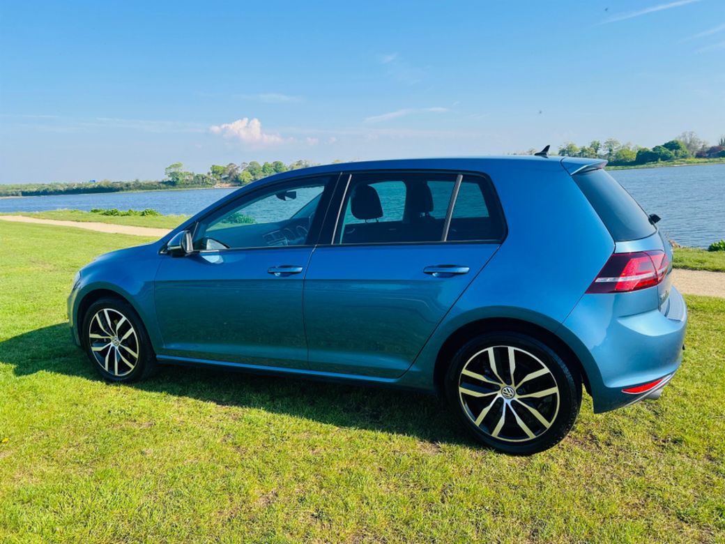 2017 Volkswagen Golf
