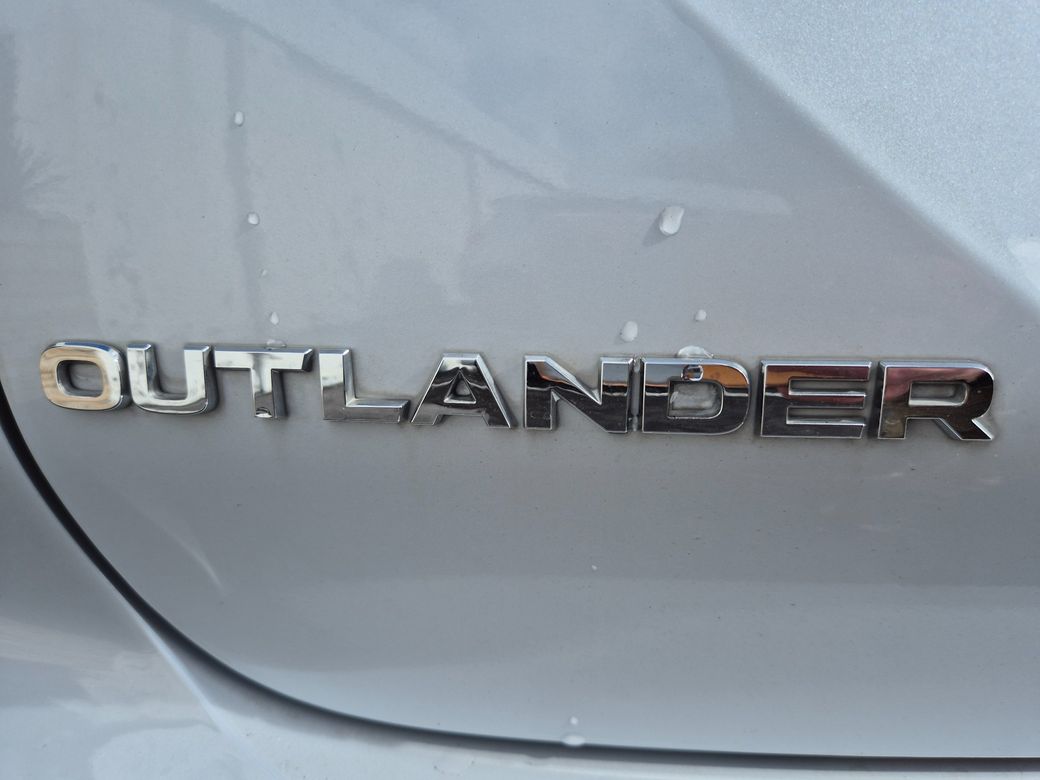 2023 Mitsubishi Outlander