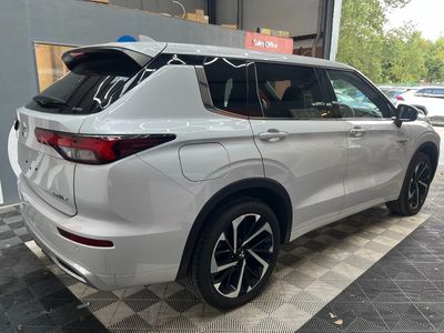 2024 Mitsubishi Outlander