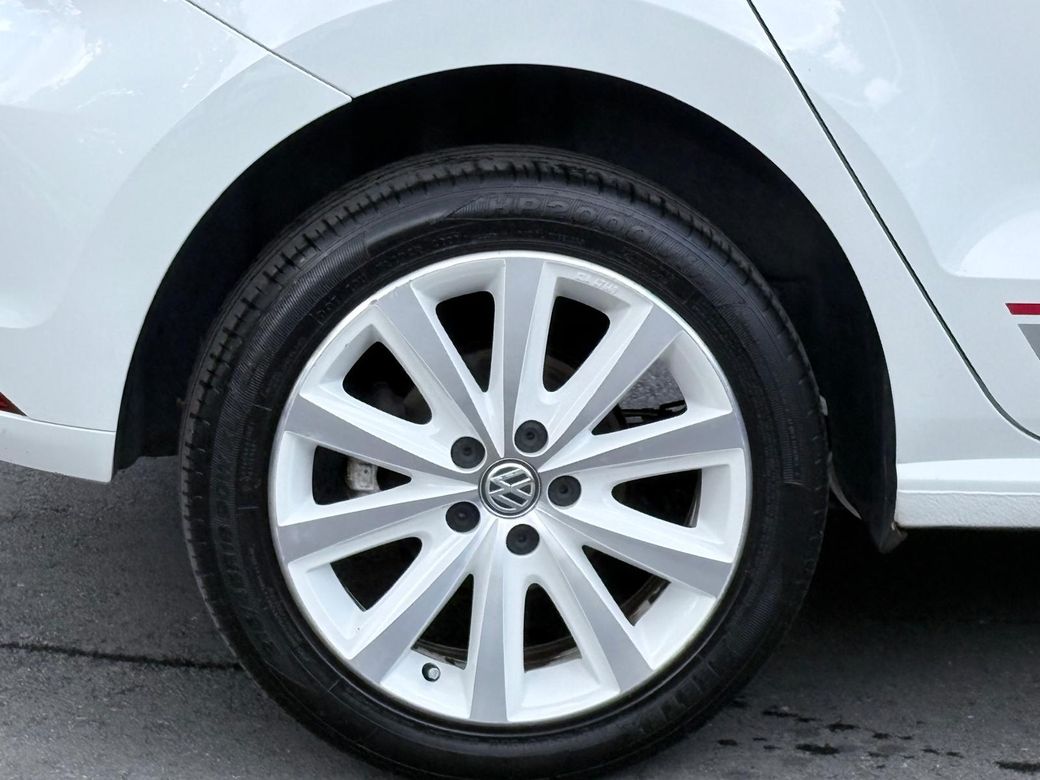 2017 Volkswagen Polo