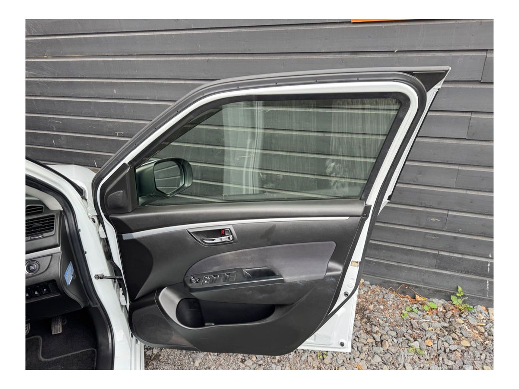2014 Suzuki Swift
