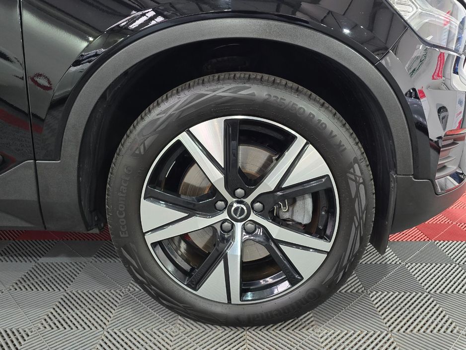 2022 Volvo XC40