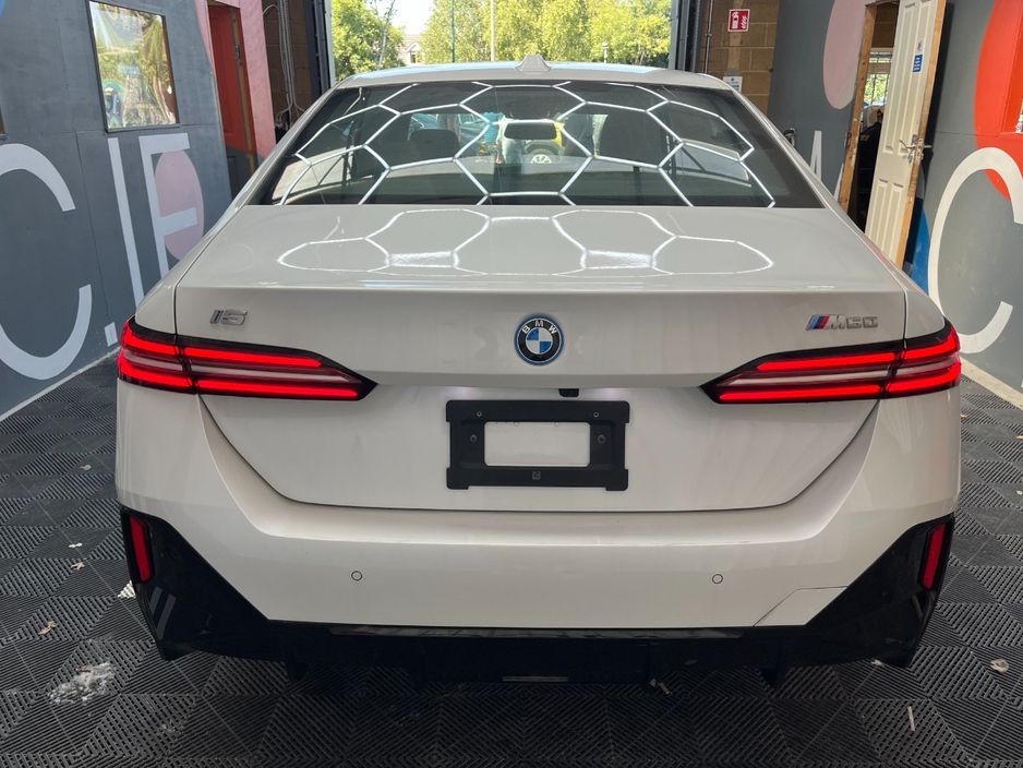 2024 BMW i5