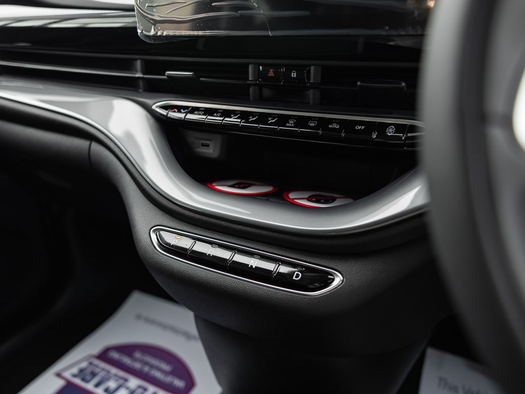 2025 Fiat 500