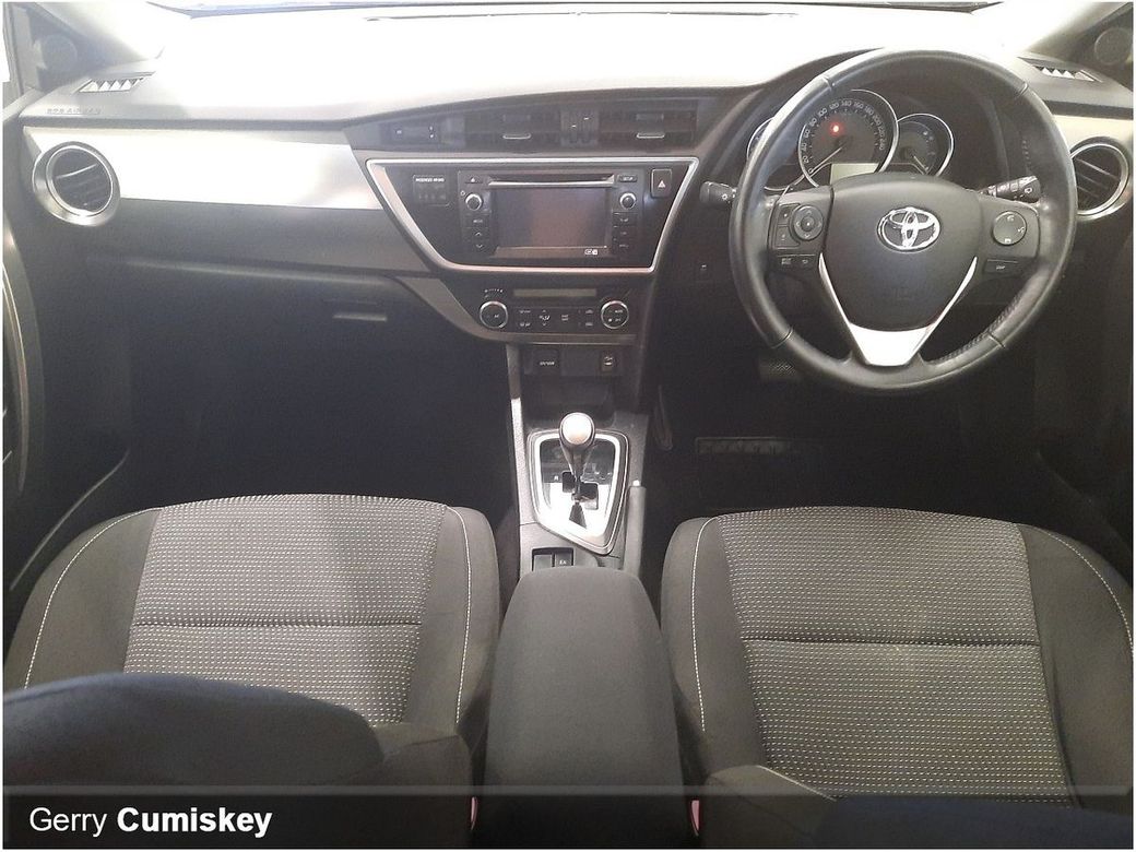 2013 Toyota Auris