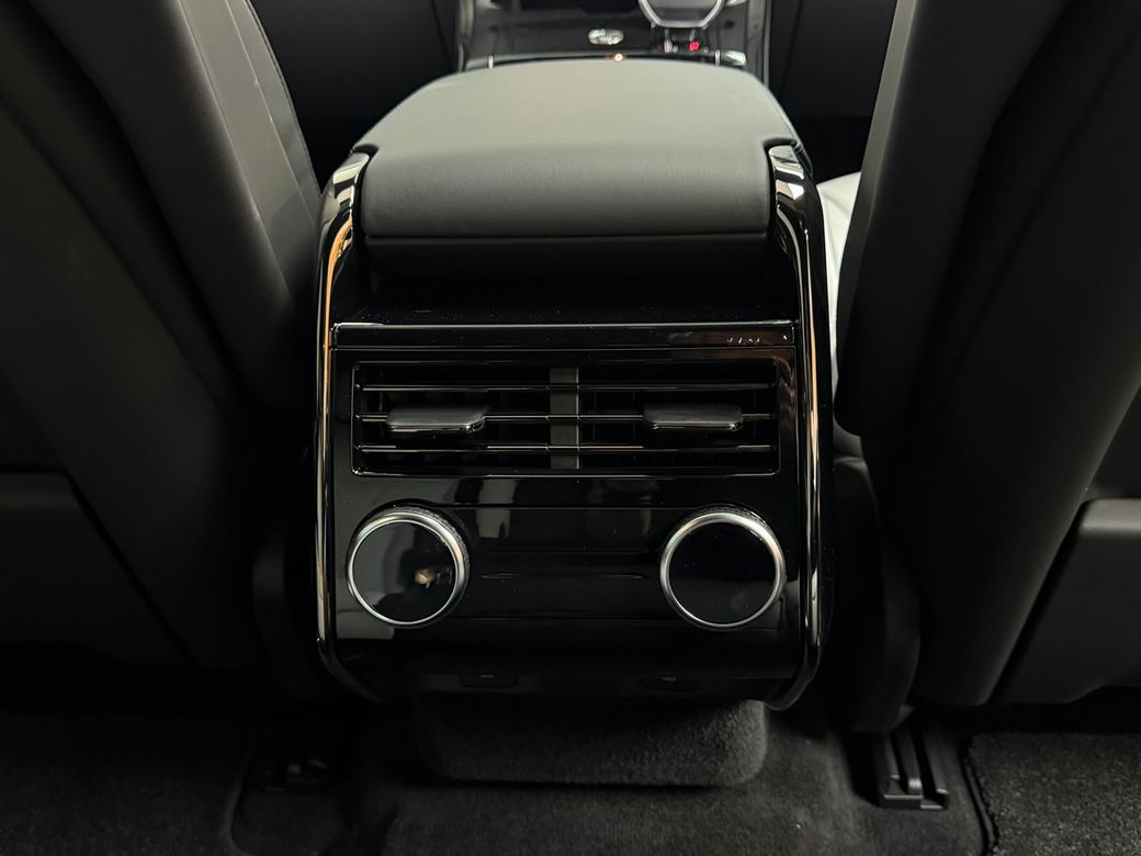 2026 Land Rover Range Rover Sport
