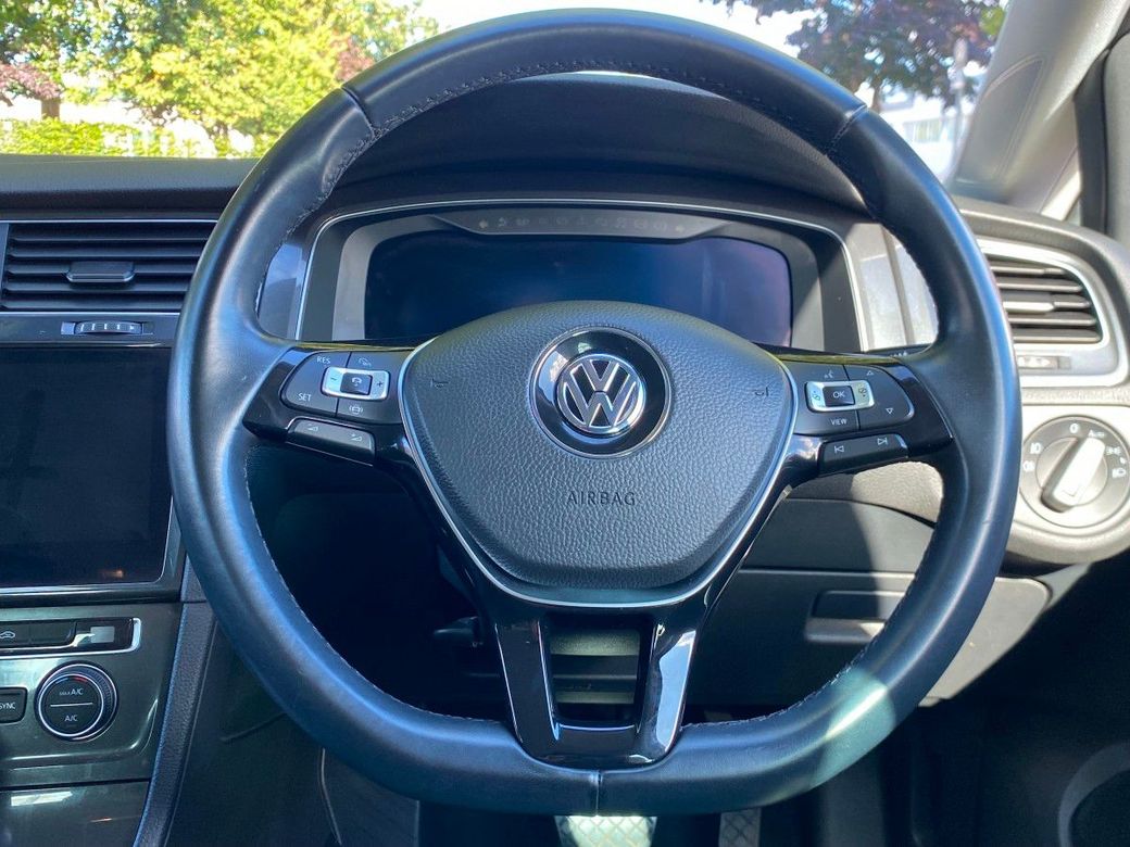 2018 Volkswagen Golf