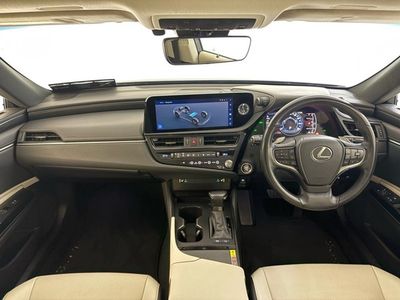2023 Lexus ES 300h