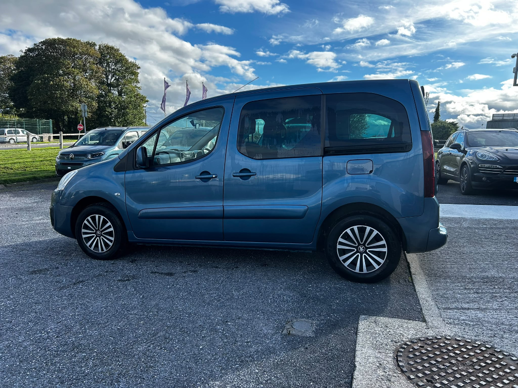 2017 Peugeot Partner Tepee