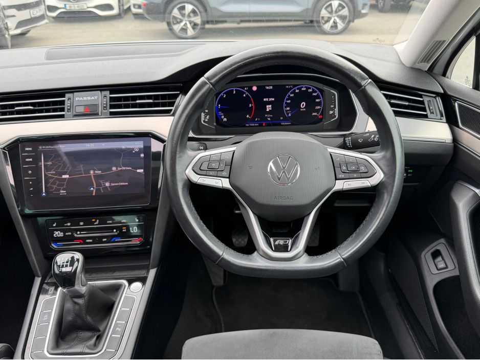 2022 Volkswagen Passat