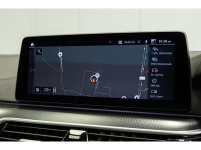 2022 BMW 520