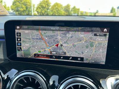 2023 Mercedes-Benz EQB
