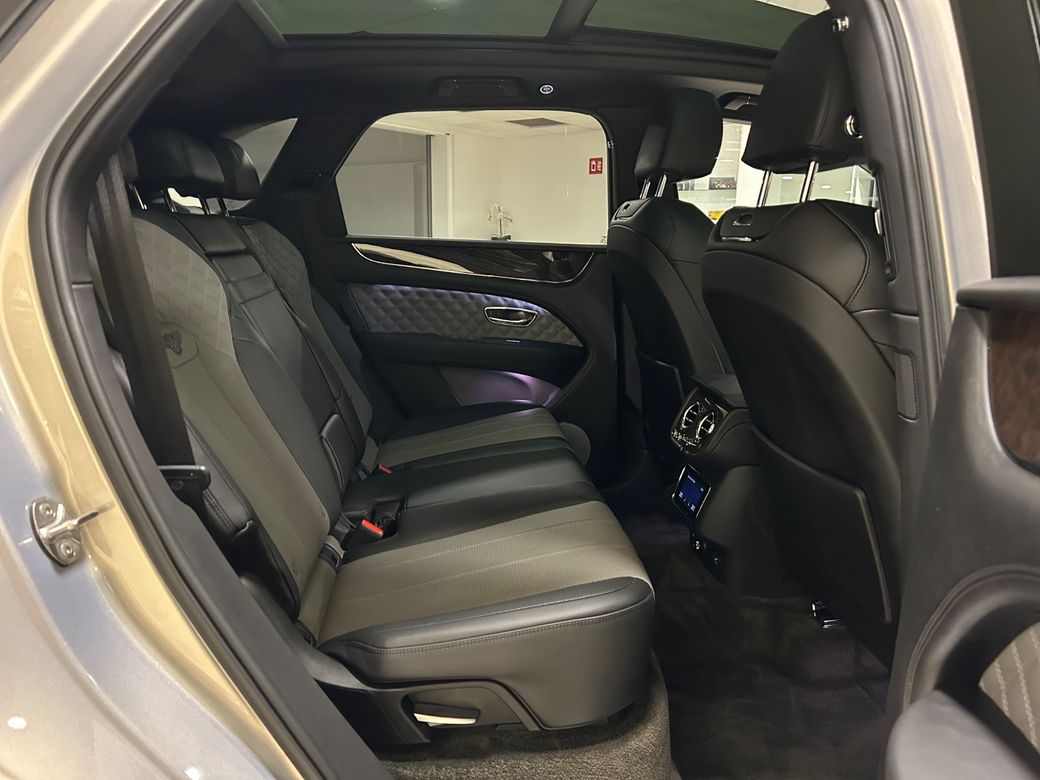 2022 Bentley Bentayga