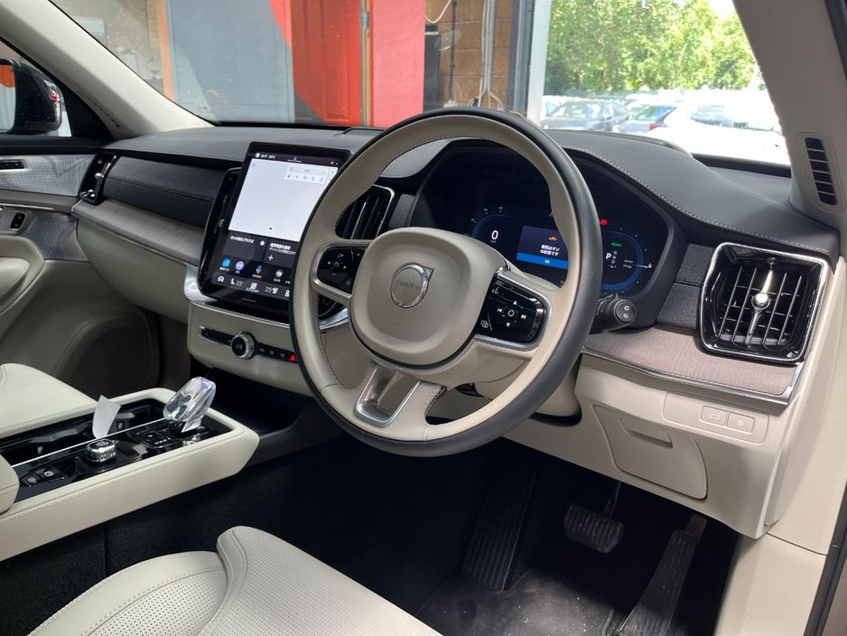 2025 Volvo XC90