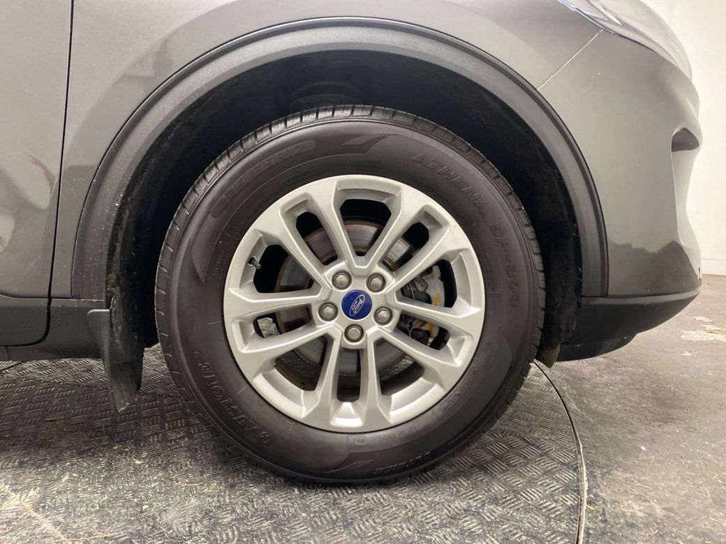 2022 Ford Kuga