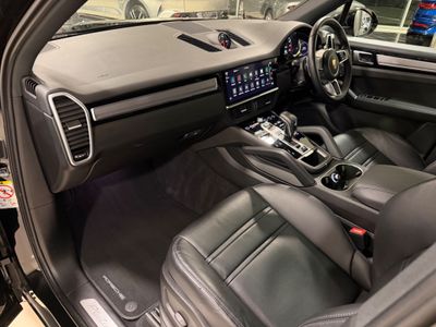 2023 Porsche Cayenne