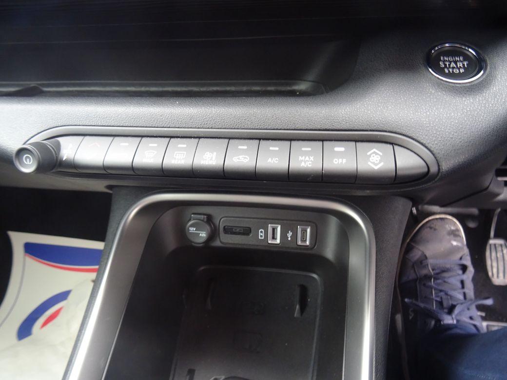 2025 Jeep Avenger
