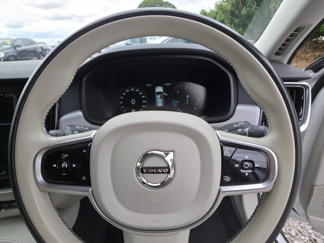 2020 Volvo V90