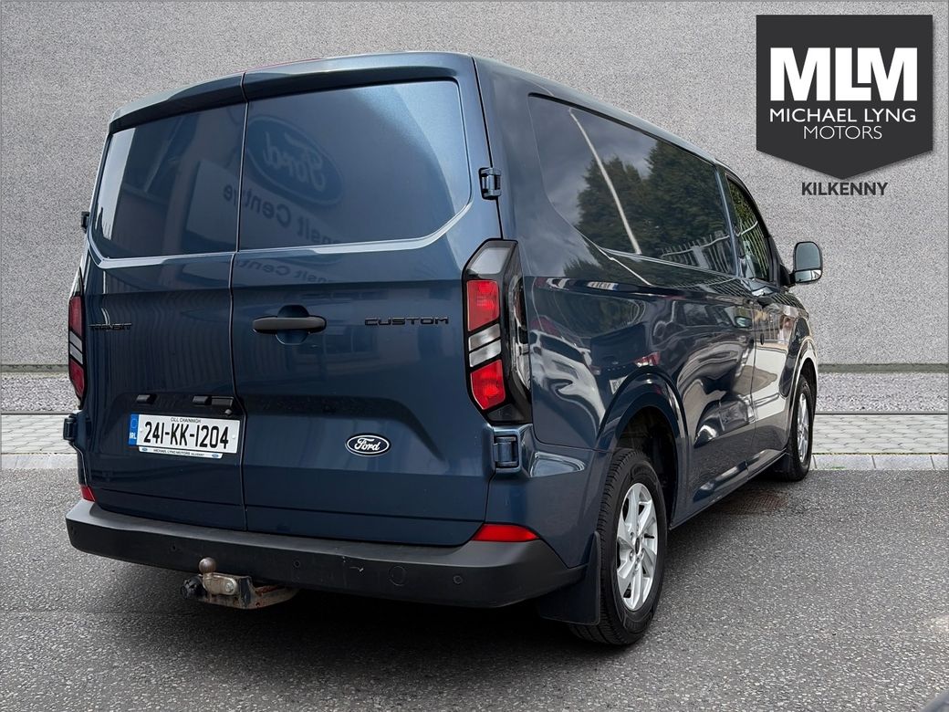 2024 Ford Transit Custom