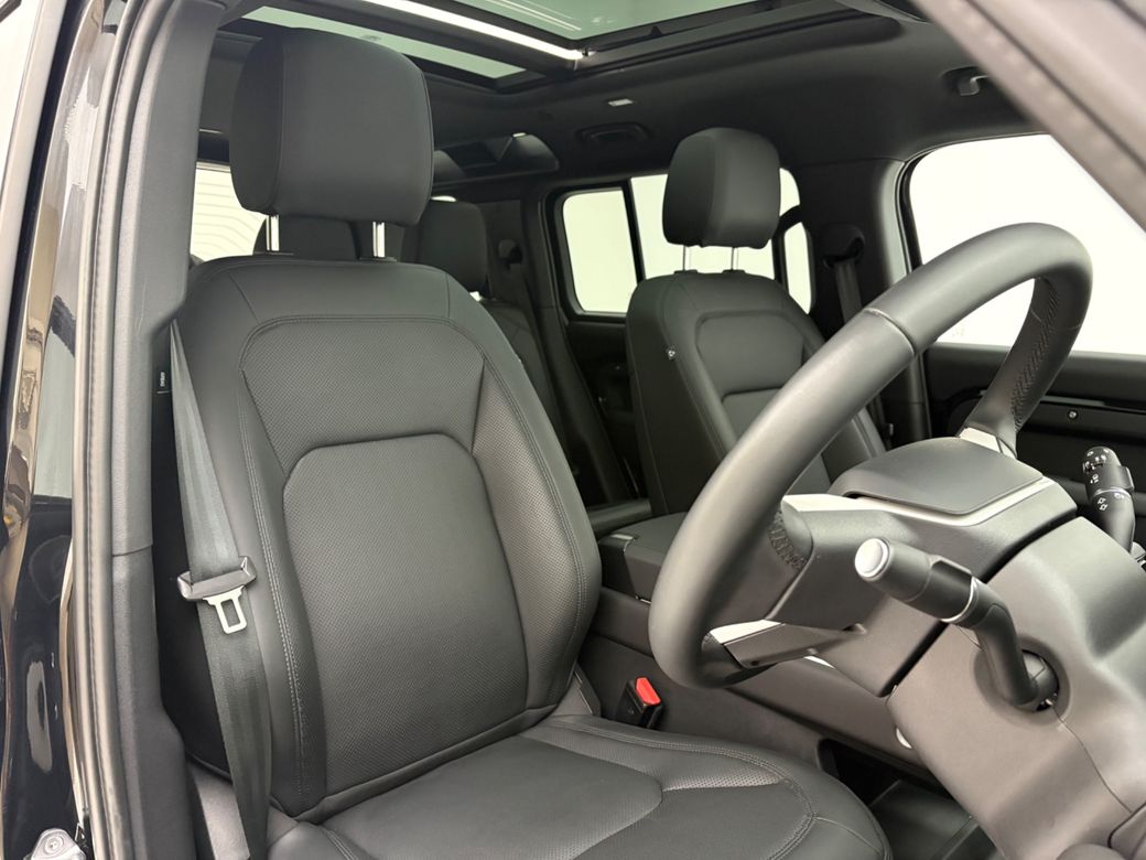 2025 Land Rover Defender