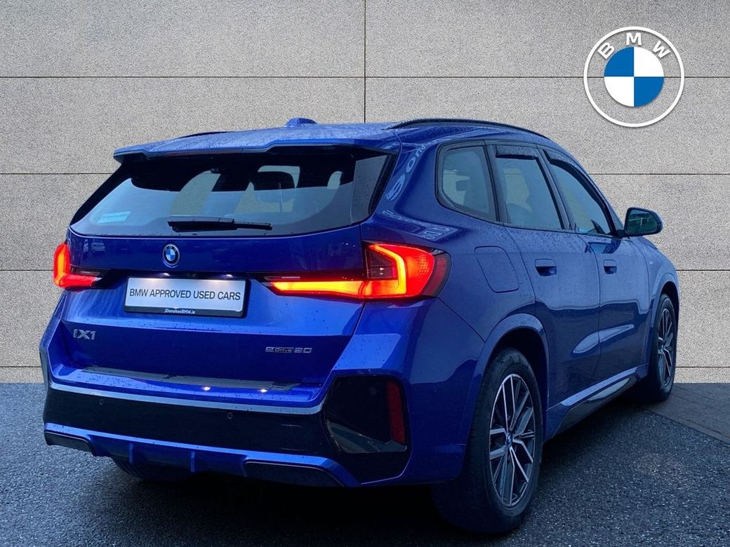 2025 BMW iX1