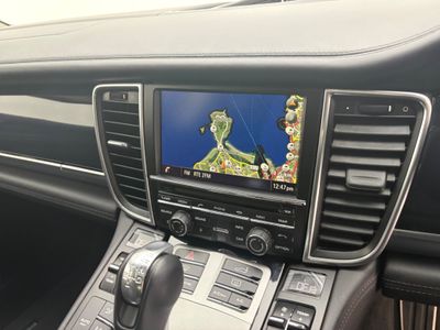 2016 Porsche Panamera