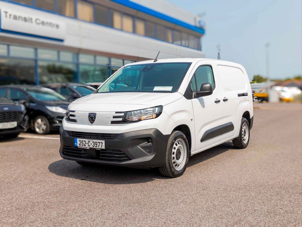 2025 Peugeot Partner