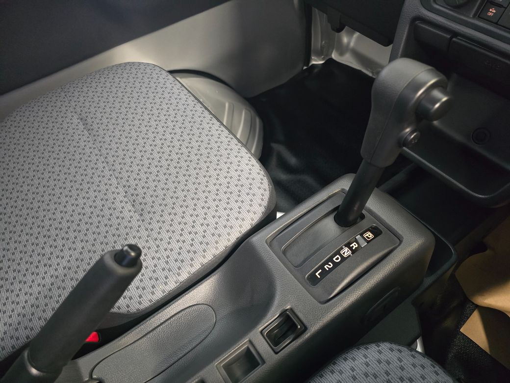 2025 Suzuki Carry