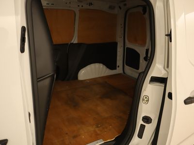 2022 Peugeot Partner