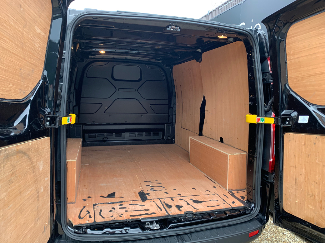 2022 Ford Transit Custom