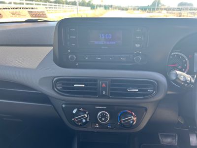 2022 Hyundai i10
