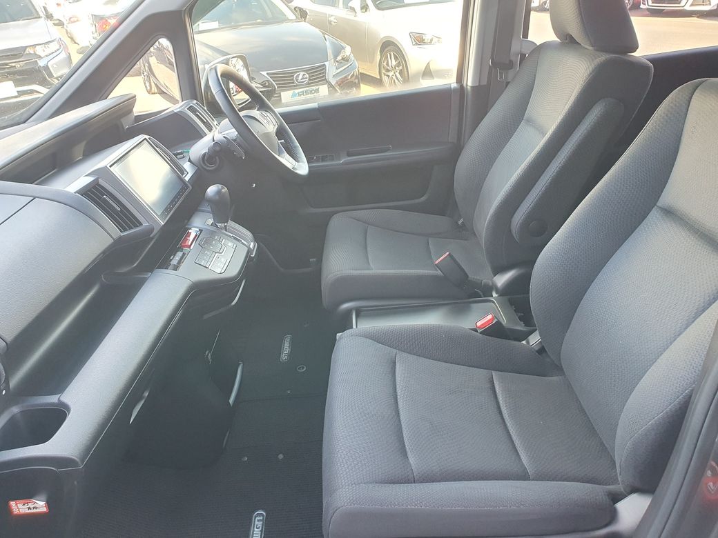 2015 Honda Stepwagon