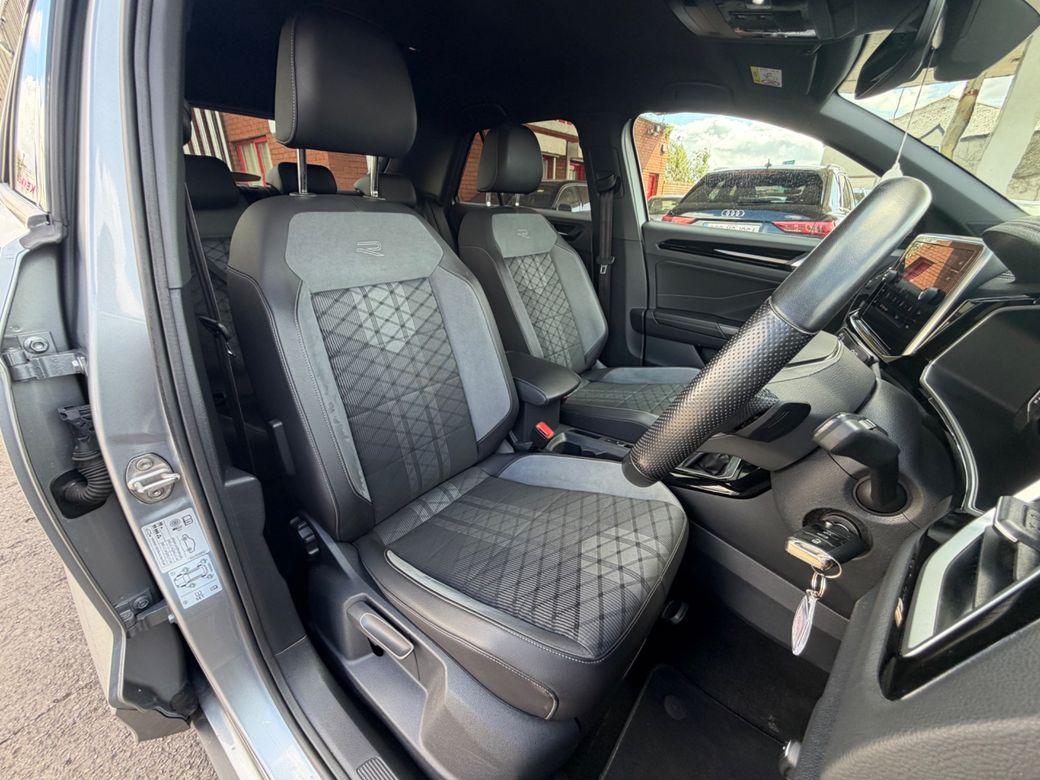 2023 Volkswagen T-Roc