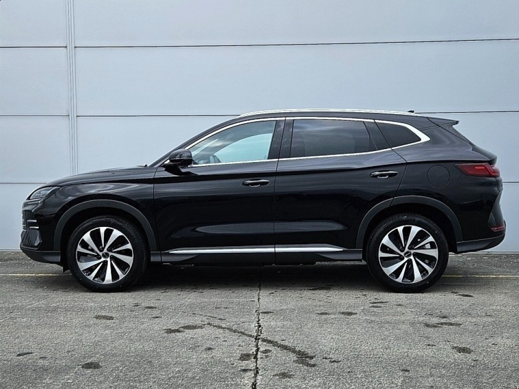 2025 BYD Seal U