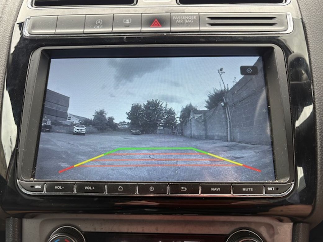 2015 Volkswagen Polo