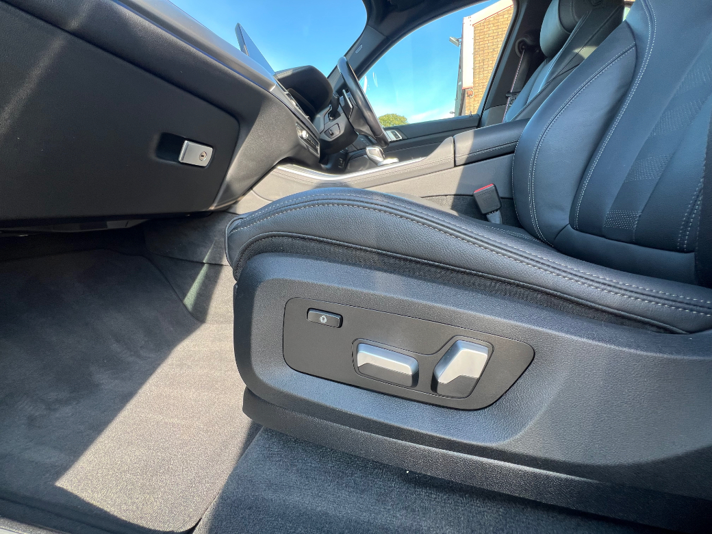 2022 BMW X5
