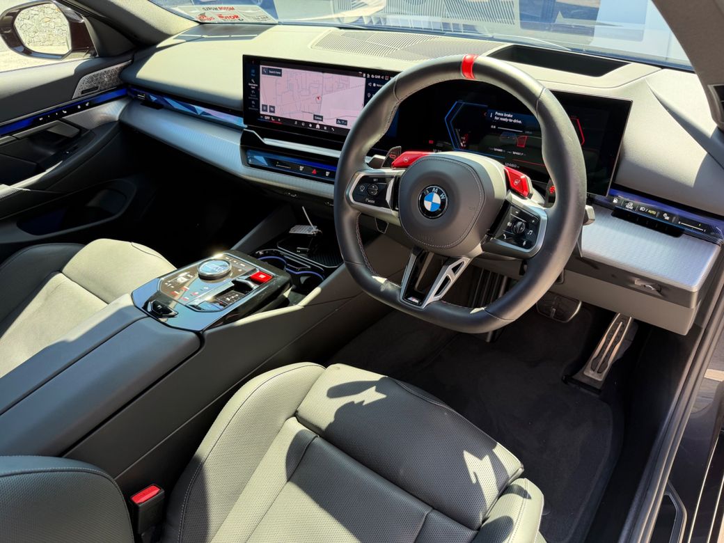 2025 BMW M5