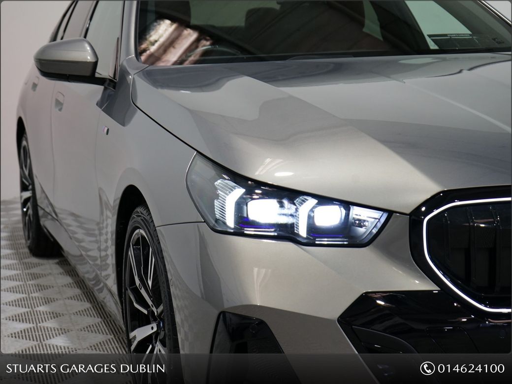 2024 BMW i5