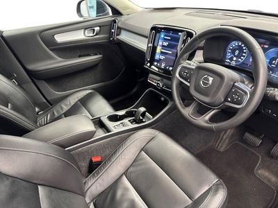 2022 Volvo XC40