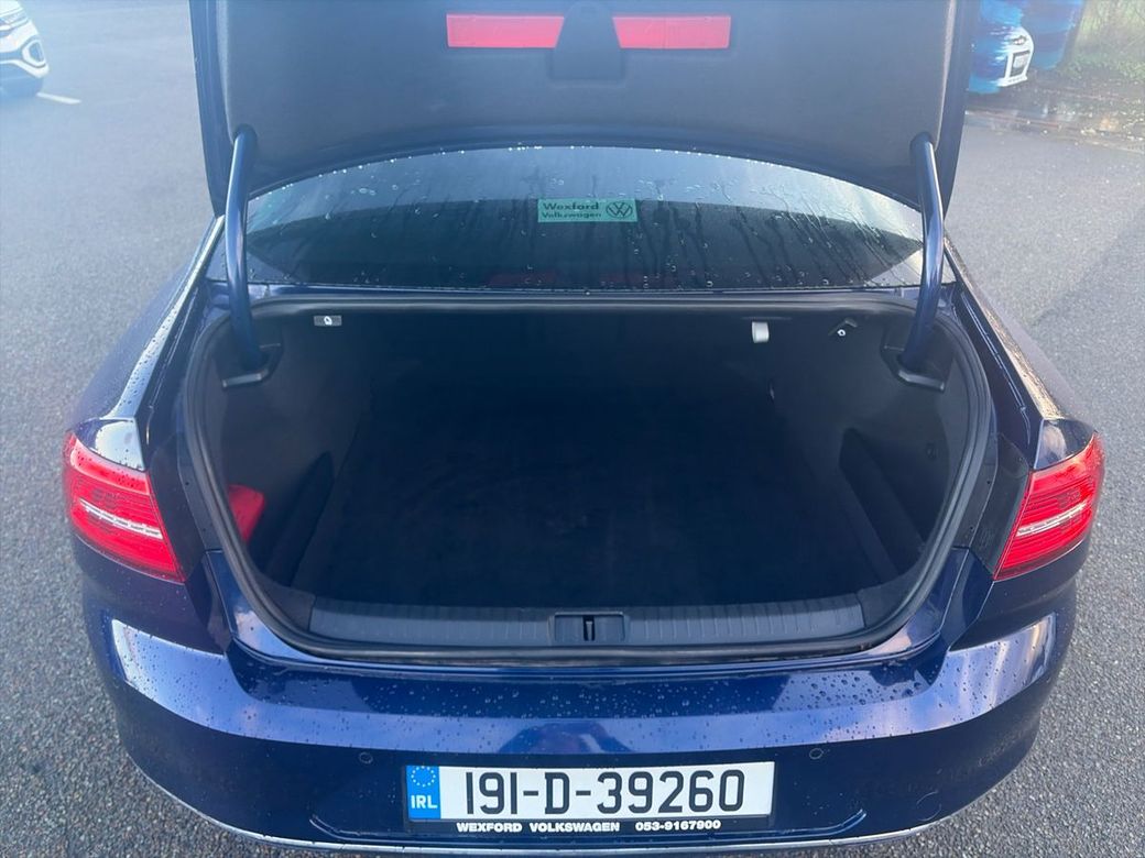 2019 Volkswagen Passat