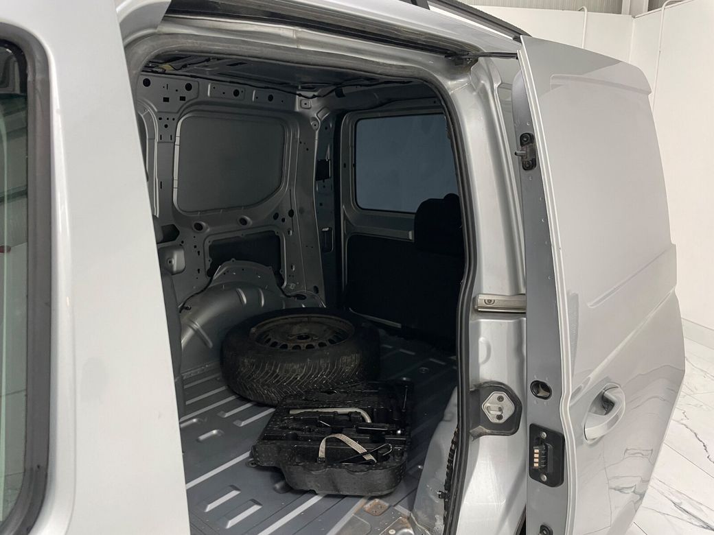 2023 Volkswagen Caddy