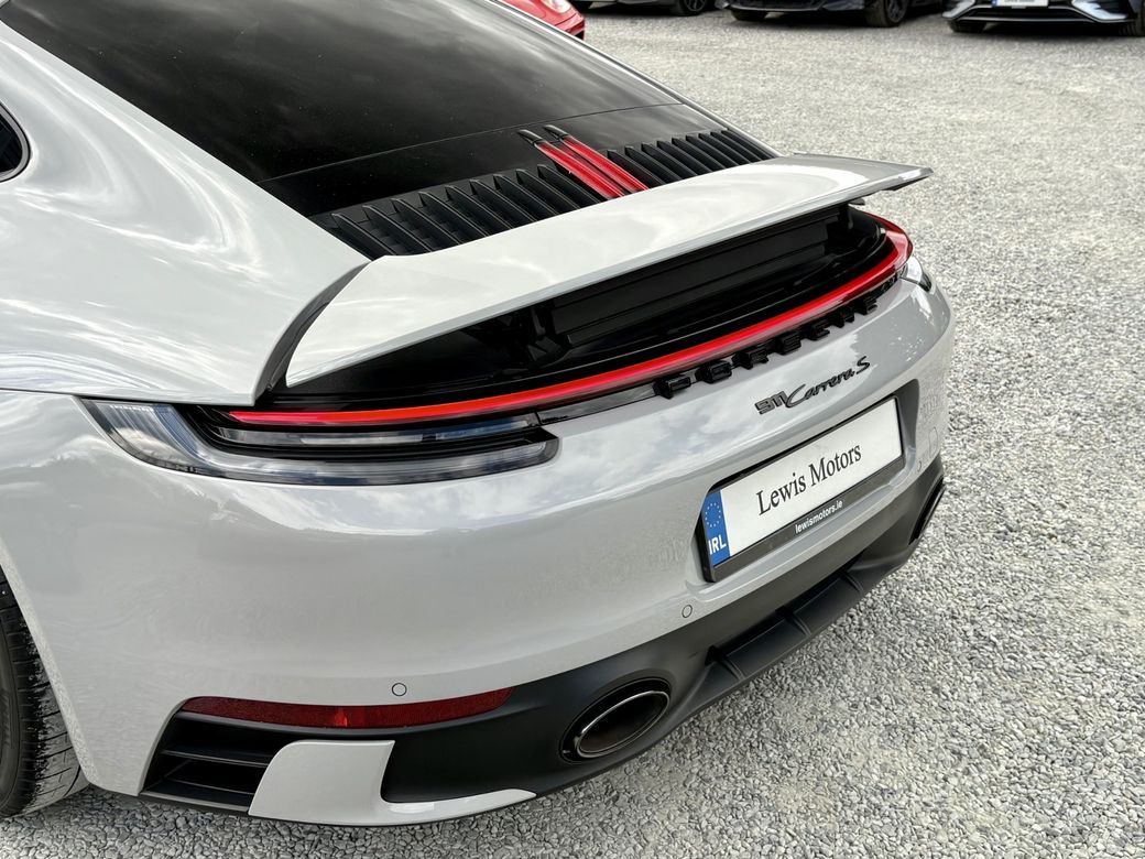 2022 Porsche 911