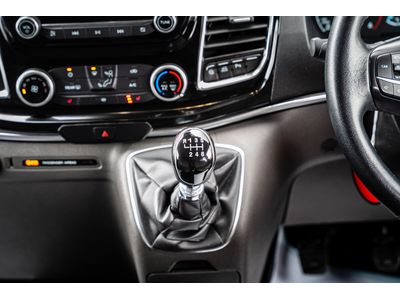 2022 Ford Tourneo